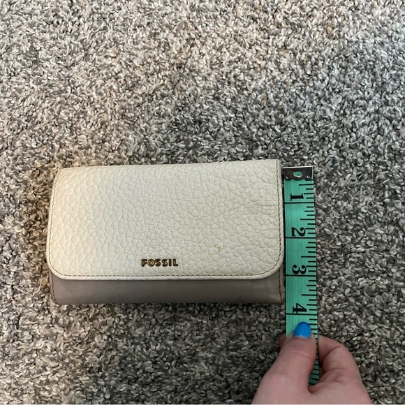 Fossil Wallet - Picture 12 of 12
